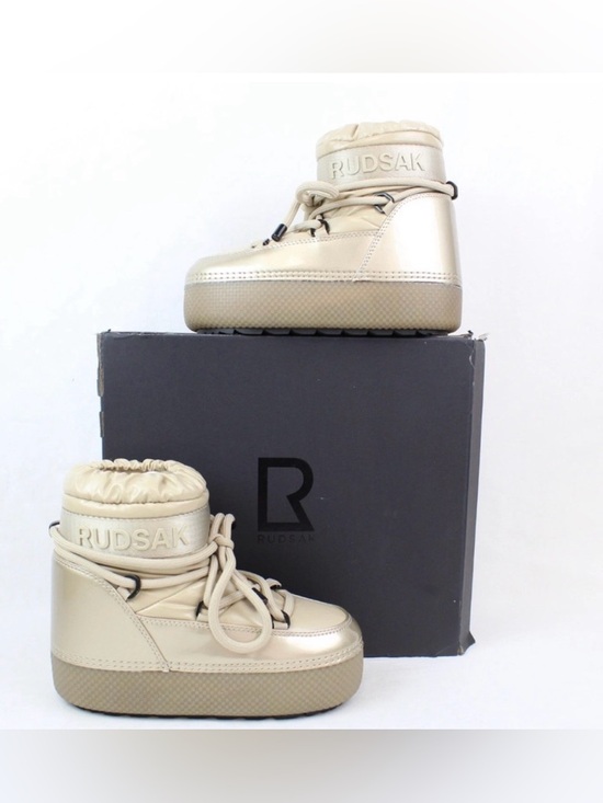 RUDSAK Shoes - NIB [Rudsak] Mace Metallic Ivory Winter Puffy Moon Boots Women's EU 36/37 / US 6